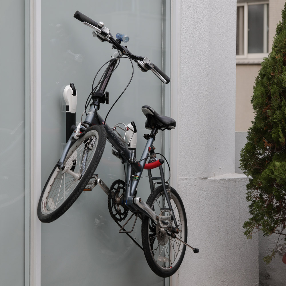 Suction Cup Wall Mounted Bike Holder